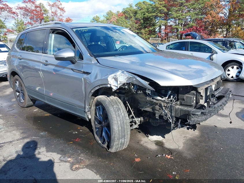 2022 VOLKSWAGEN TIGUAN 2.0T SE - 3VV2B7AX2NM118774