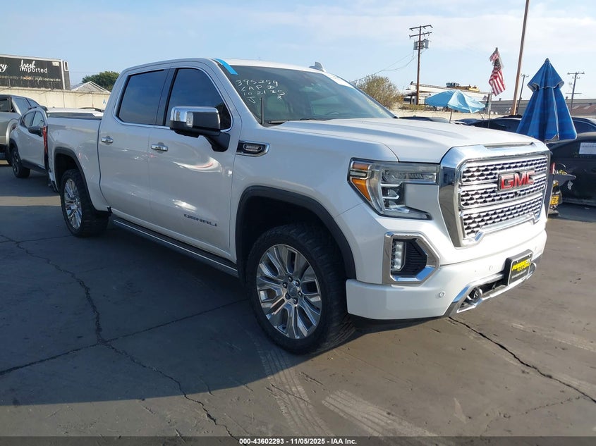 GMC SIERRA 1500 4WD SHORT BOX DENALI