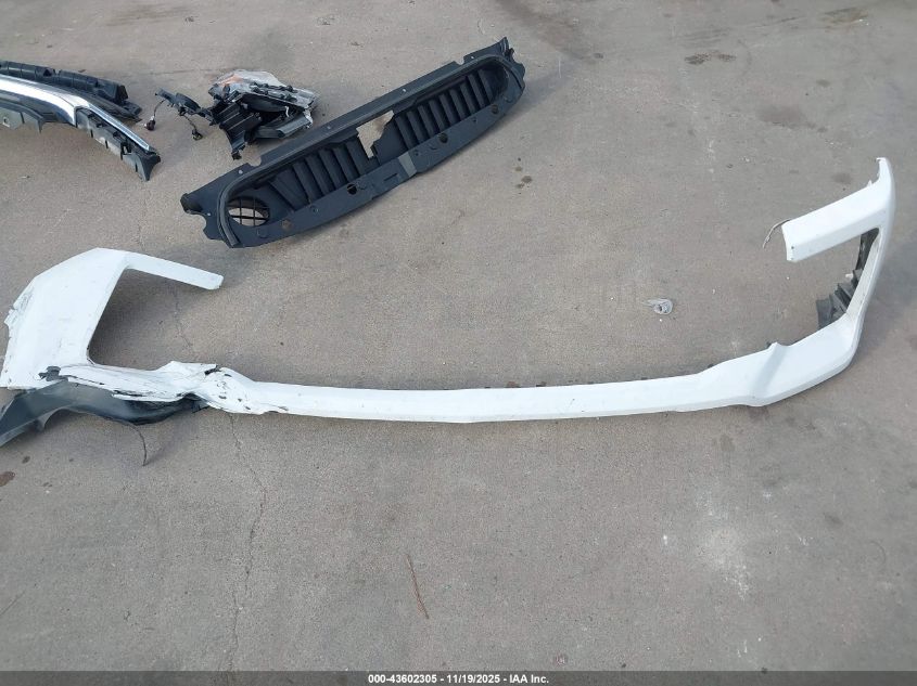 2025 Chevrolet Silverado 3500Hd 4Wd Long Bed Lt VIN: 1GC4KTEY8SF182428 Lot: 43602305