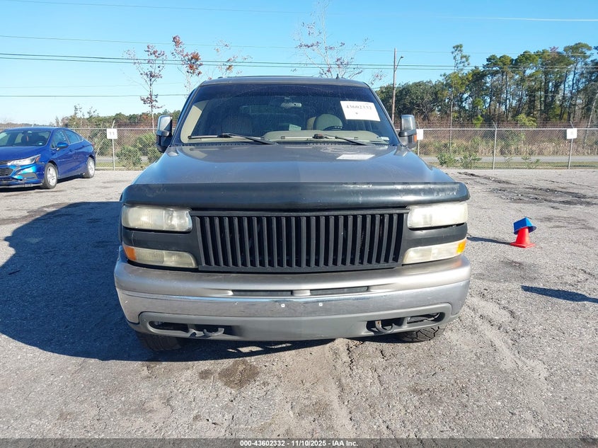 2002 Chevrolet Tahoe Lt VIN: 1GNEK13ZX2R117803 Lot: 43602332