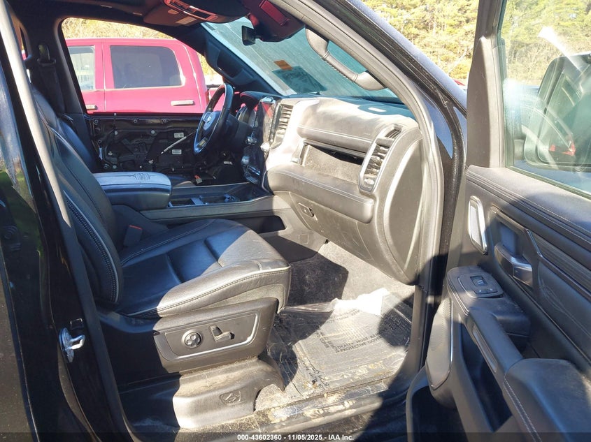 2019 RAM 1500 LIMITED  4X4 5'7 BOX - 1C6SRFHT1KN673778