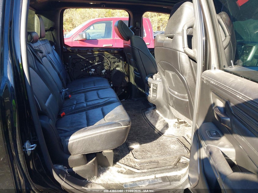 2019 RAM 1500 LIMITED  4X4 5'7 BOX - 1C6SRFHT1KN673778