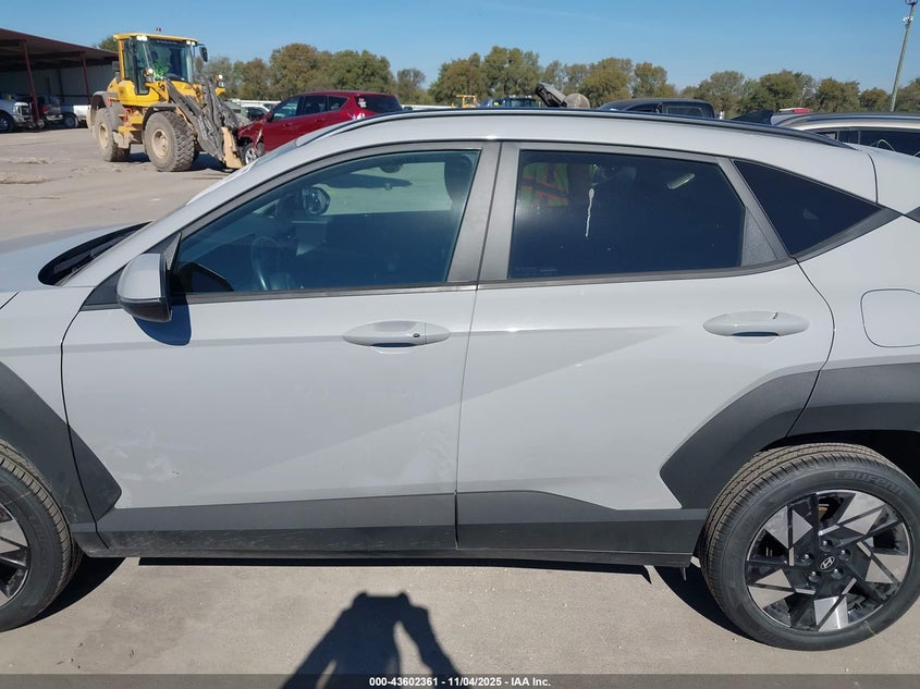 2024 HYUNDAI KONA SEL KM8HBCAB1RU074138