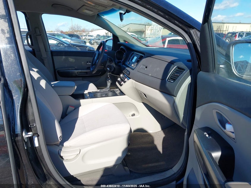 2016 KIA SEDONA L KNDMA5C12G6112628
