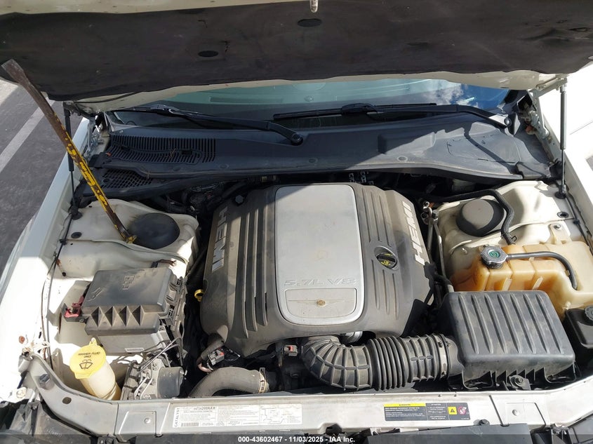 2005 Chrysler 300C VIN: 2C3AA63H15H520477 Lot: 43602467