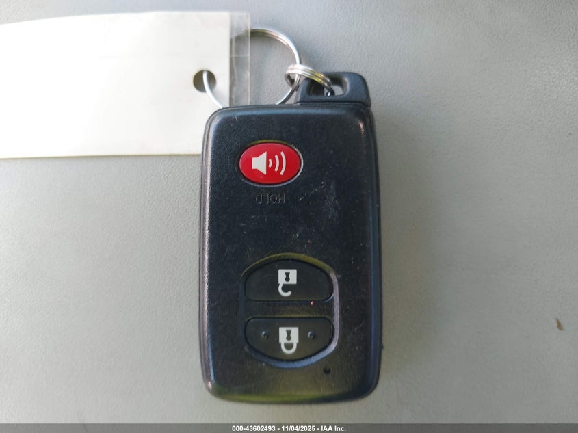 2014 TOYOTA PRIUS FOUR JTDKN3DU4E1778375