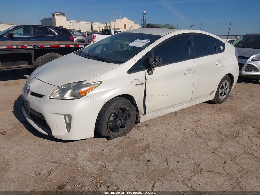 2014 TOYOTA PRIUS FOUR JTDKN3DU4E1778375