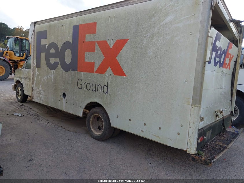 7GZ37TCG7HN005345 2017 GMC SAVANA photo no. 3