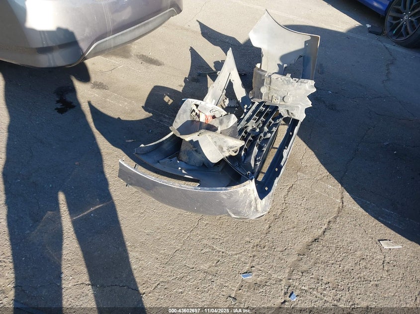 2017 NISSAN VERSA 1.6 SV 3N1CN7AP0HL887734