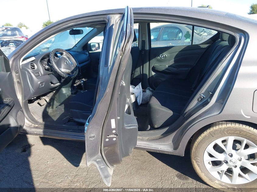 2017 NISSAN VERSA 1.6 SV 3N1CN7AP0HL887734