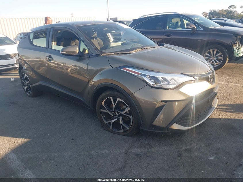 2021 TOYOTA C-HR XLE - JTNKHMBX7M1100451