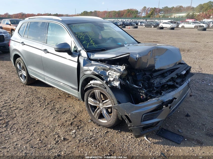 VOLKSWAGEN TIGUAN 2.0T SE/2.0T SE R-LINE BLACK/2.0T SEL