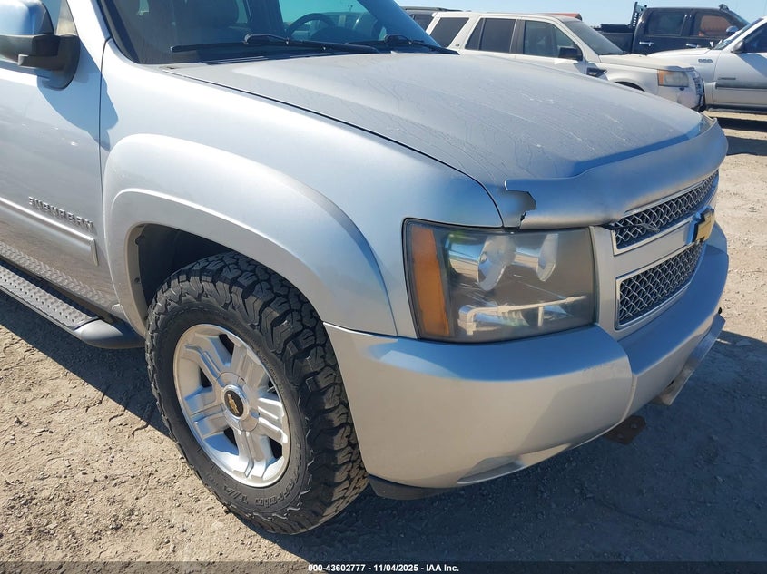 2013 CHEVROLET SUBURBAN 1500 LT - 1GNSKJE77DR144085
