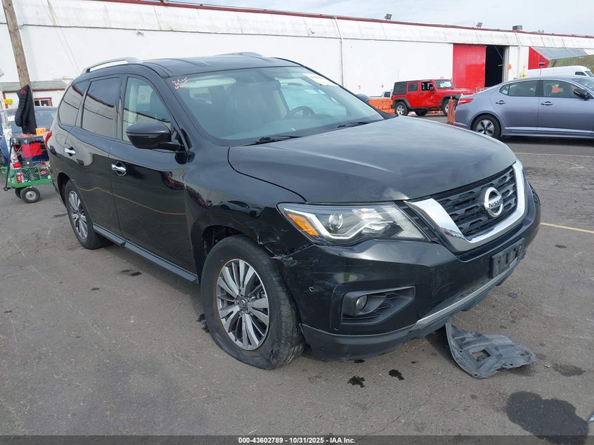 NISSAN PATHFINDER SV