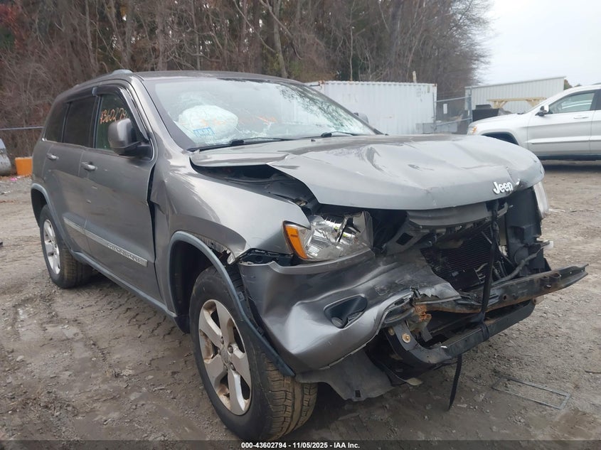 JEEP GRAND CHEROKEE LAREDO