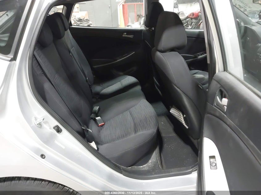 2017 HYUNDAI ACCENT SE KMHCT5AE4HU310759