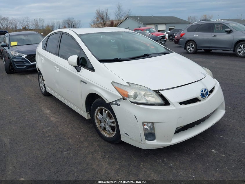 TOYOTA PRIUS THREE
