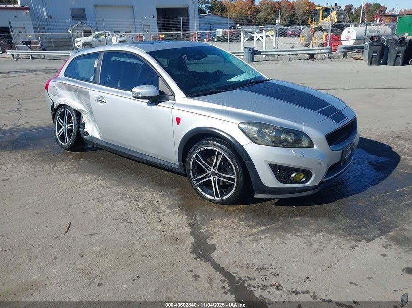 VOLVO C30 T5/T5 R-DESIGN