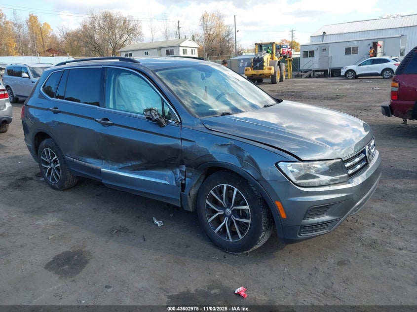 VOLKSWAGEN TIGUAN 2.0T SE/2.0T SE R-LINE BLACK/2.0T SEL