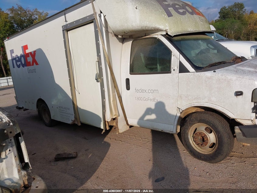 2017 GMC Savana Cutaway Work Van VIN: 7GZ37TCGXHN005436 Lot: 43603007