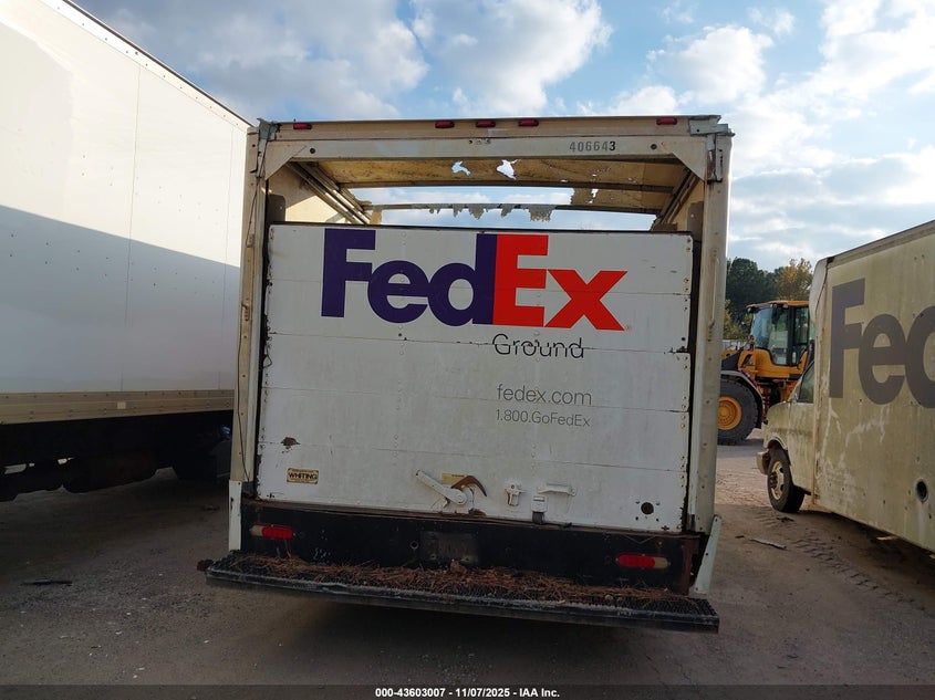 2017 GMC Savana Cutaway Work Van VIN: 7GZ37TCGXHN005436 Lot: 43603007