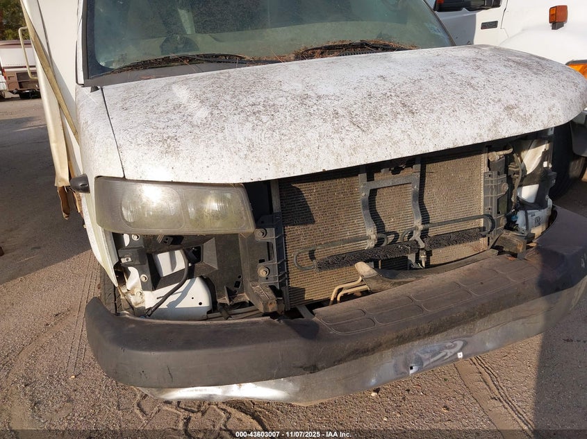 2017 GMC Savana Cutaway Work Van VIN: 7GZ37TCGXHN005436 Lot: 43603007