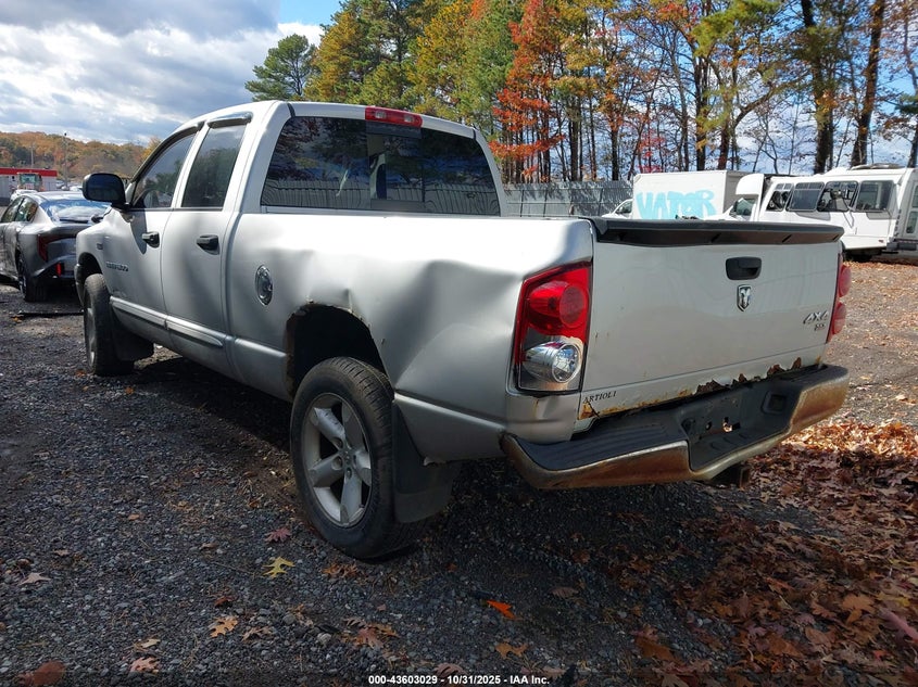 2007 Dodge Ram 1500 Slt/Trx4 Off Road/Sport VIN: 1D7HU18247S116955 Lot: 43603029