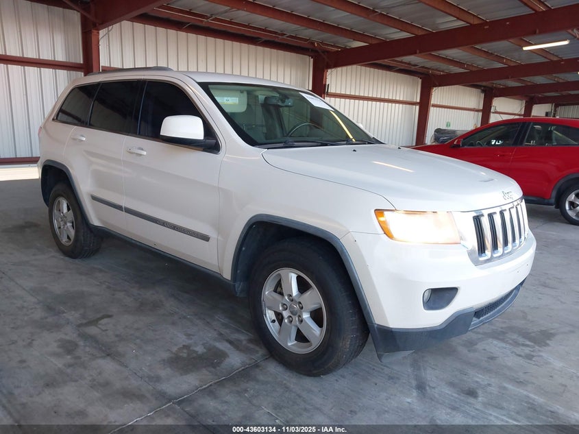 JEEP GRAND CHEROKEE LAREDO