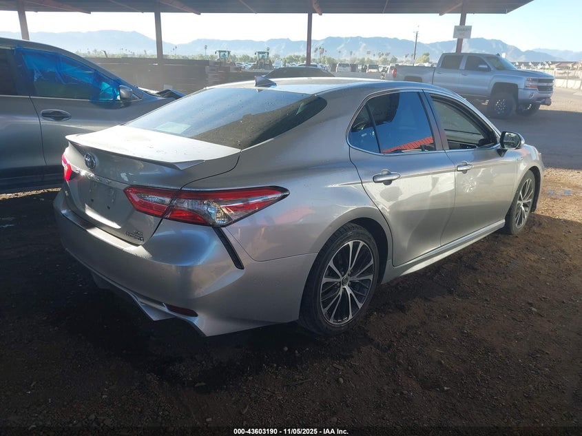 2018 TOYOTA CAMRY HYBRID SE - 4T1B21HK3JU510881