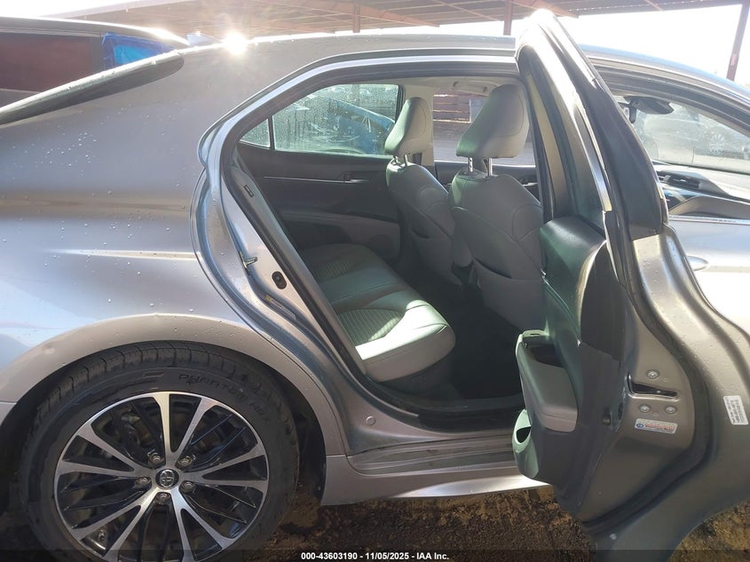 2018 TOYOTA CAMRY HYBRID SE - 4T1B21HK3JU510881