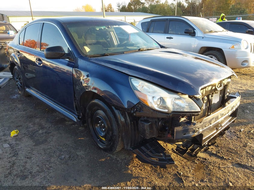 2013 SUBARU LEGACY 2.5I - 4S3BMBA68D3039015