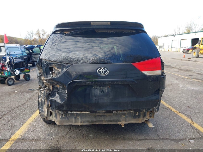 2013 TOYOTA SIENNA LE 7 PASSENGER - 5TDJK3DC2DS066833