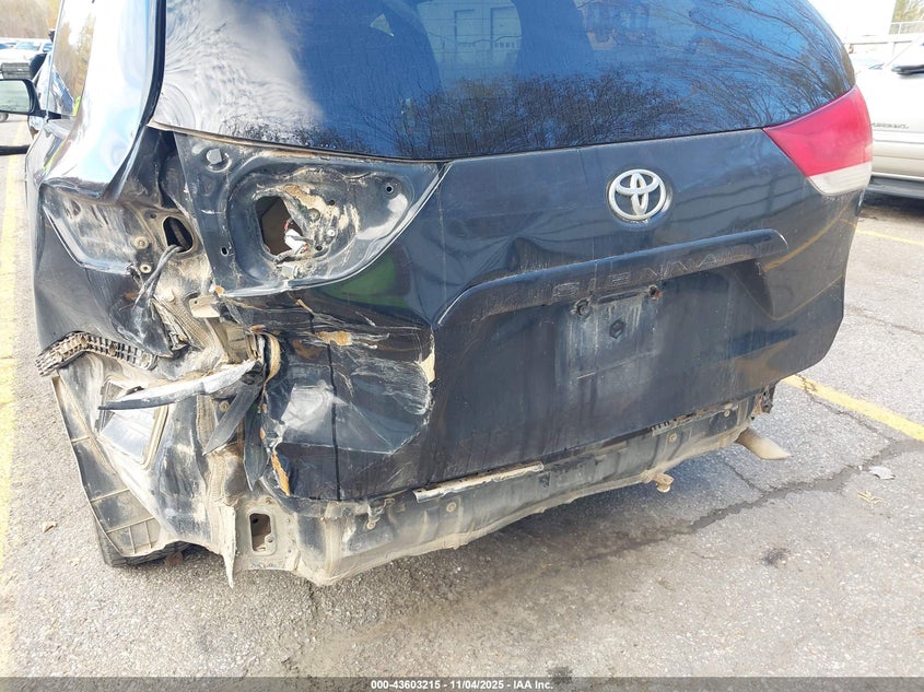 2013 TOYOTA SIENNA LE 7 PASSENGER - 5TDJK3DC2DS066833