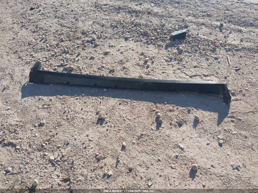 2025 CHEVROLET TRAX FWD ACTIV KL77LKEP8SC200498