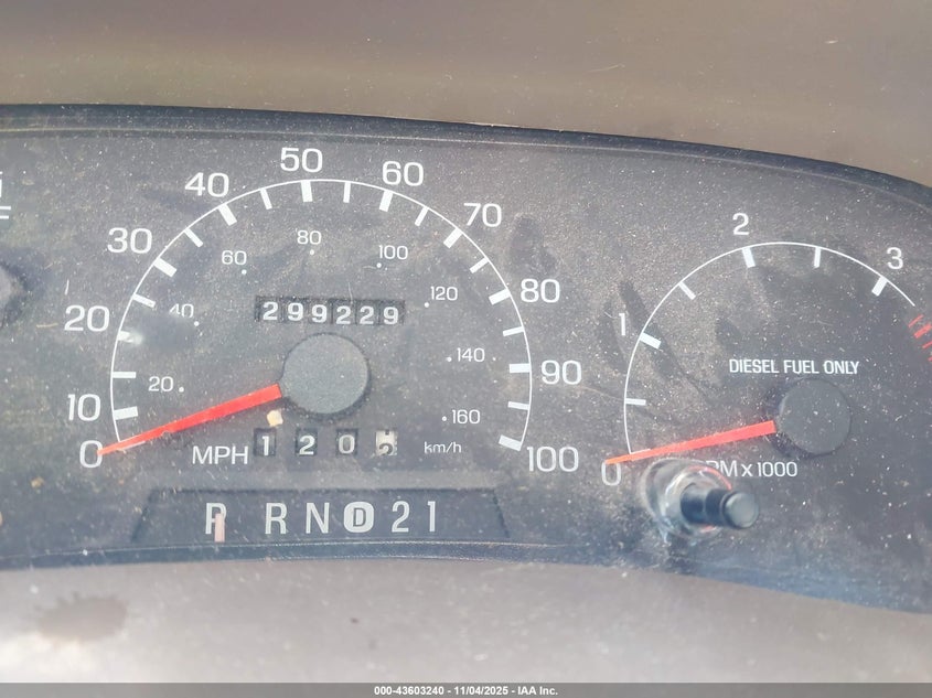 1999 Ford F-350 Lariat/Xl/Xlt VIN: 1FTSW31FXXEE73493 Lot: 43603240