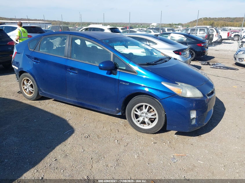 TOYOTA PRIUS II