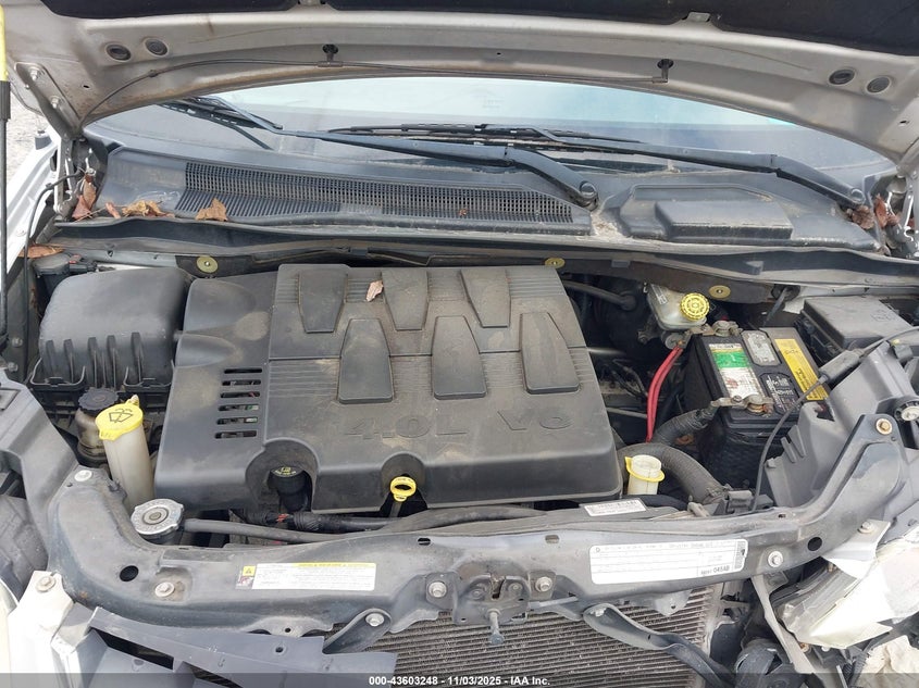 2010 Chrysler Town & Country Limited VIN: 2A4RR6DX3AR240622 Lot: 43603248