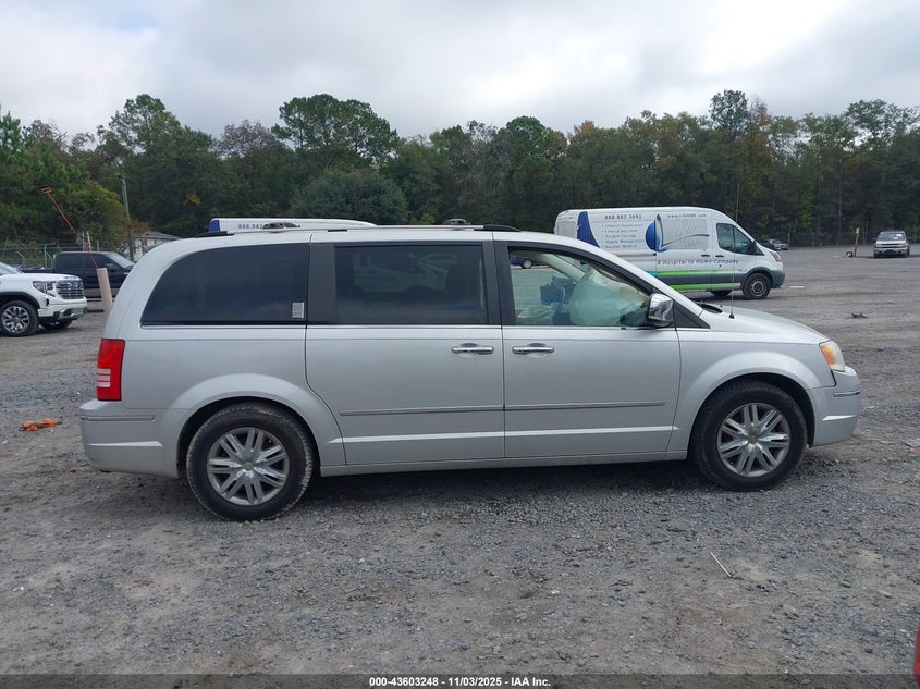 2010 Chrysler Town & Country Limited VIN: 2A4RR6DX3AR240622 Lot: 43603248