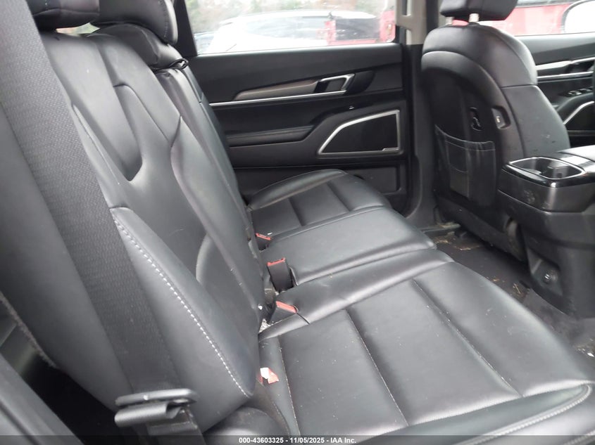 2021 KIA TELLURIDE LX 5XYP2DHC7MG174632
