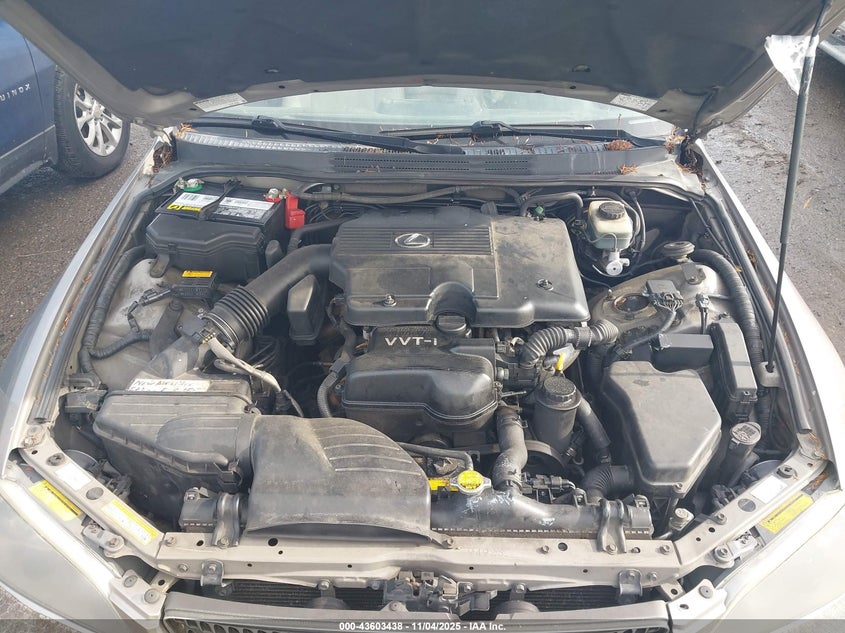 2004 Lexus Is 300 VIN: JTHBD192840087674 Lot: 43603438