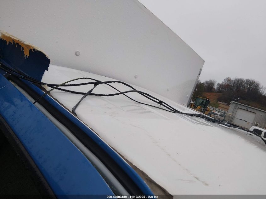 2022 GMC Savana Commercial Cutaway Work Van VIN: 1GD07RF72N1161631 Lot: 43603489