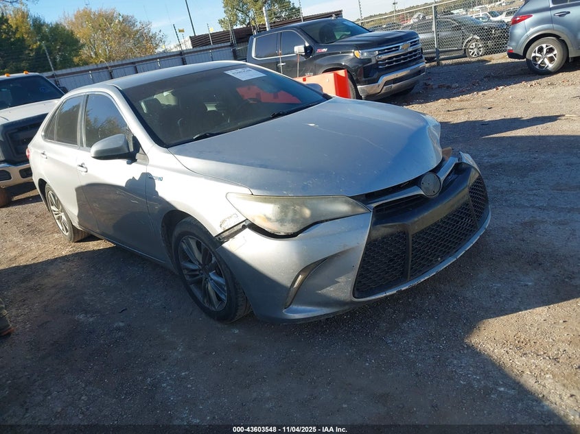 TOYOTA CAMRY HYBRID SE