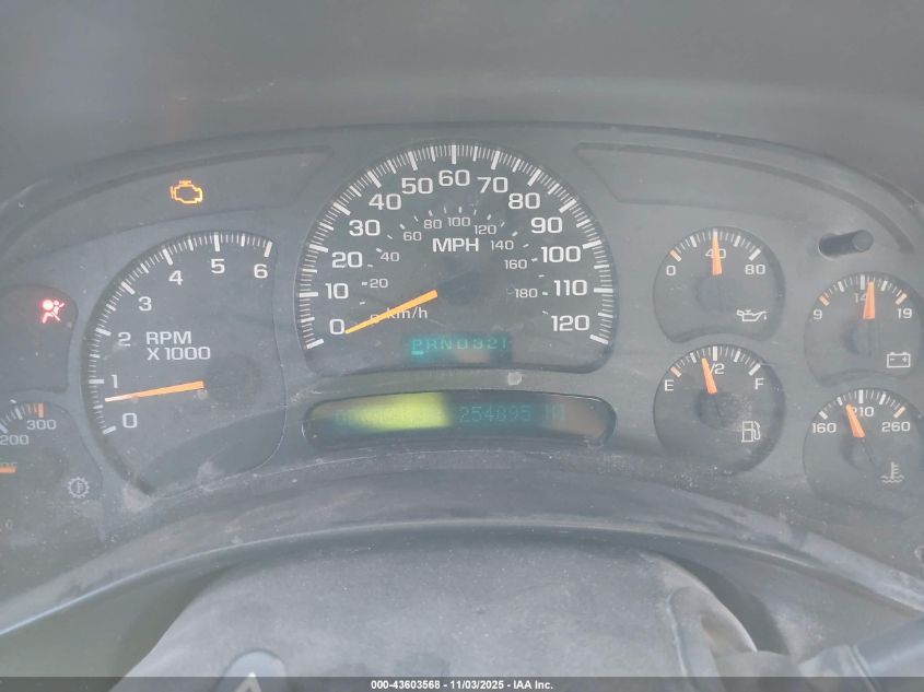 2005 Chevrolet Silverado 2500Hd Work Truck VIN: 1GCHC23UX5F811703 Lot: 43603568