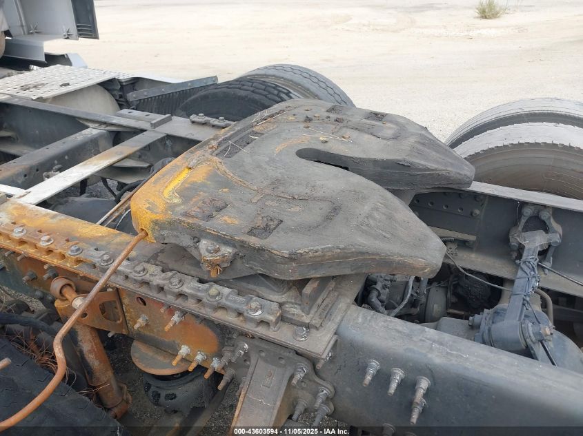 2018 Volvo Vnl VIN: 4V4NC9EJ5JN895593 Lot: 43603594