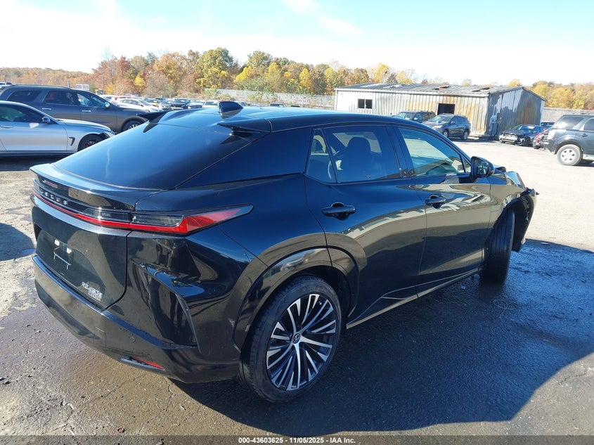 JTJAAAAB6PA006636 2023 LEXUS RZ photo no. 4