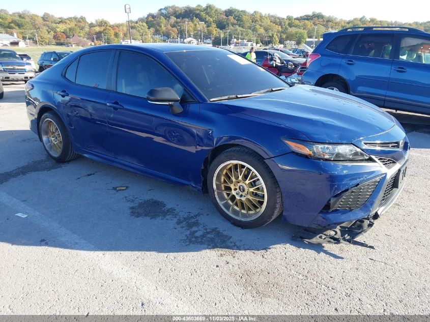 TOYOTA CAMRY SE NIGHTSHADE EDITION AWD