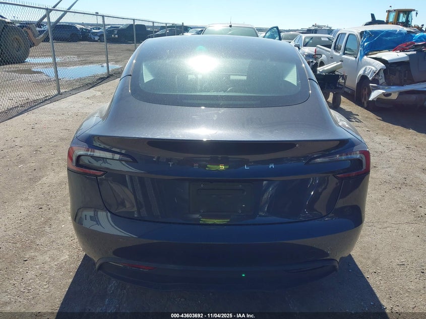 2024 Tesla Model 3 Long Range Dual Motor All-Wheel Drive/Rear-Wheel Drive VIN: 5YJ3E1EA3RF722230 Lot: 43603692