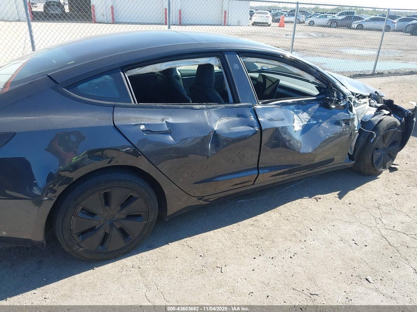 2024 Tesla Model 3 Long Range Dual Motor All-Wheel Drive/Rear-Wheel Drive VIN: 5YJ3E1EA3RF722230 Lot: 43603692