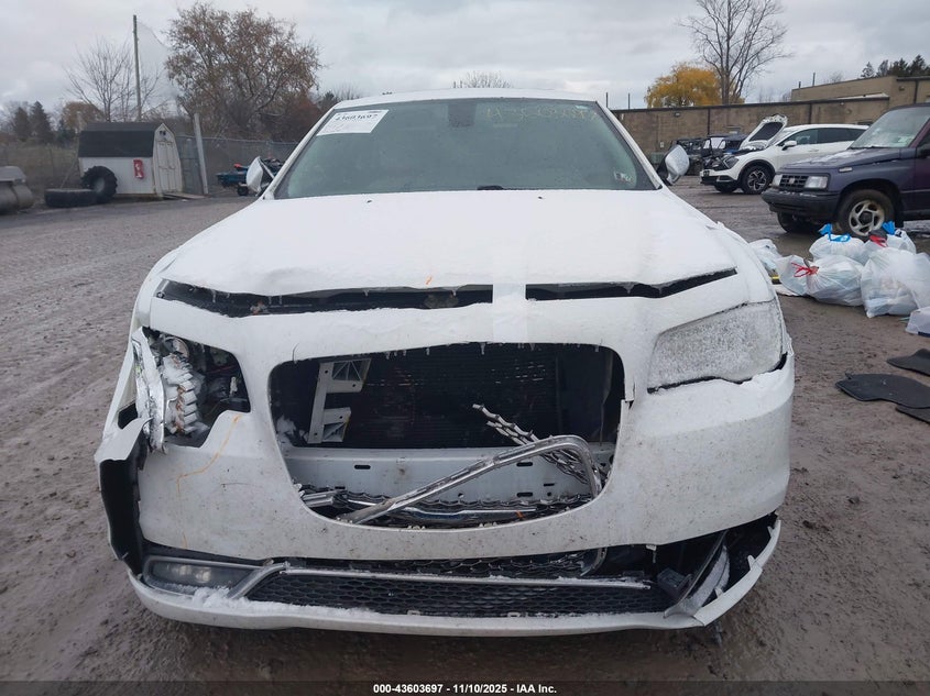 2015 Chrysler 300C Platinum Awd VIN: 2C3CCASG5FH854060 Lot: 43603697