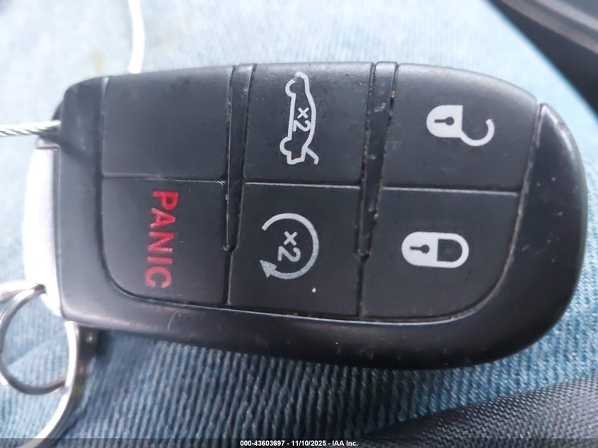 2015 Chrysler 300C Platinum Awd VIN: 2C3CCASG5FH854060 Lot: 43603697